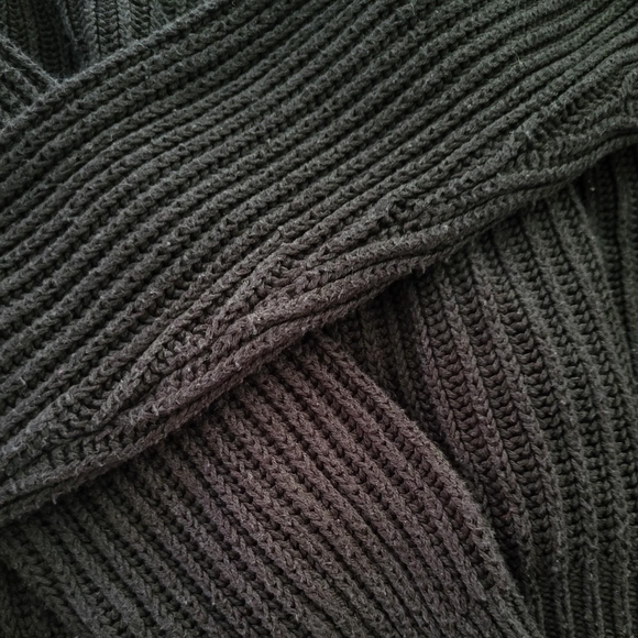 Knit sweater - Picture 3 of 6